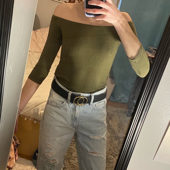 Green Off-The-Shoulder Top - Picture 1 of 3